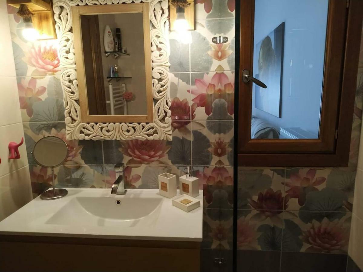 Loutraki Μοναδικής Θέσης Διαμέρισμα Στη Θάλασσα Экстерьер фото